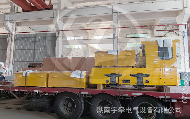 5噸蓄電池電機(jī)車(chē)出口海外 5.jpg